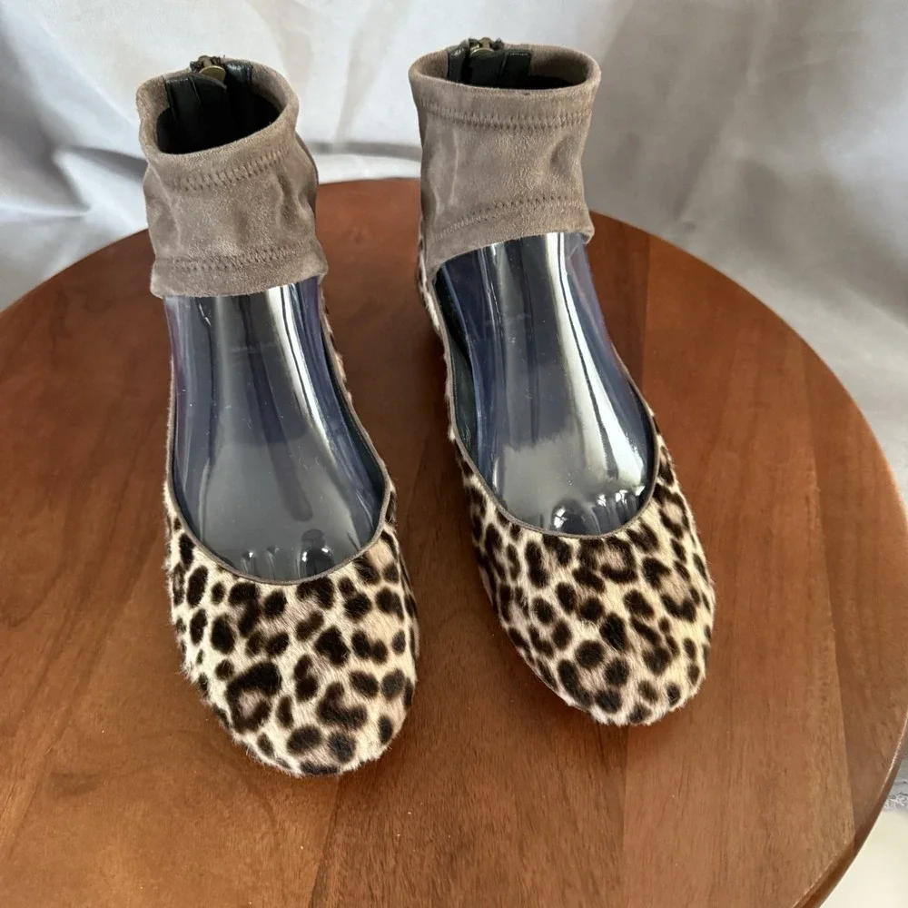 Baldan Venezia Leopard Print Pony Flat Ankle Closure Women's Size EU37.5/US‎ 7